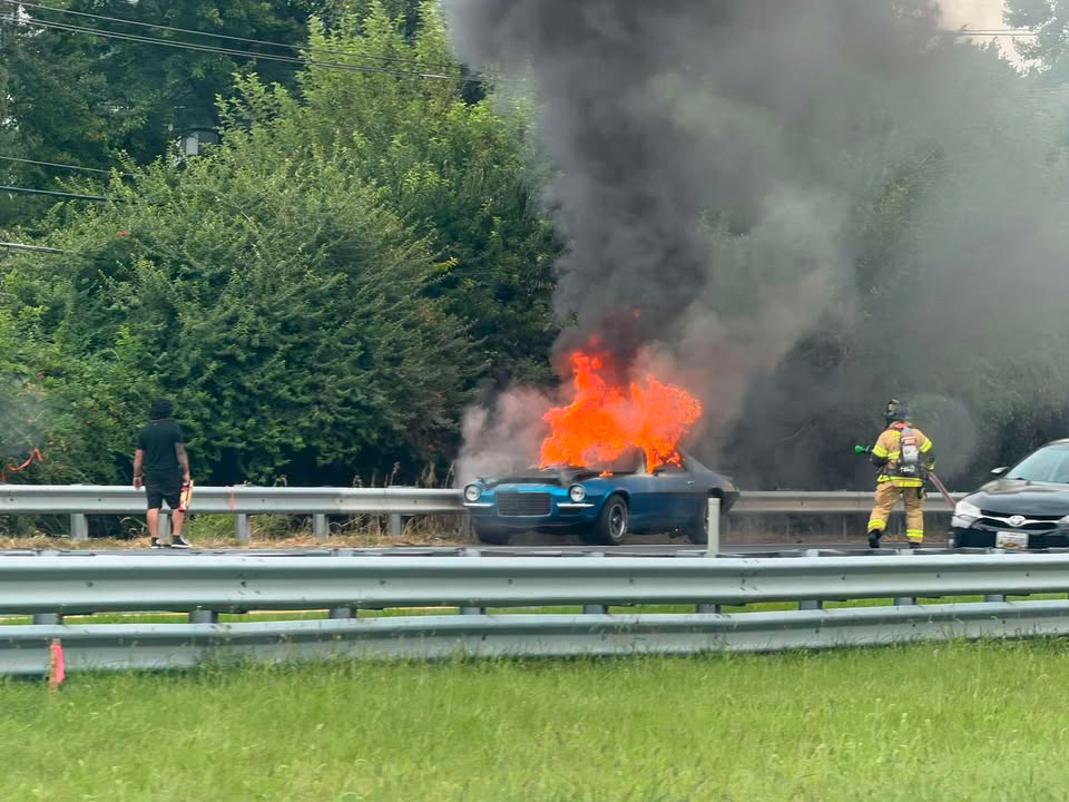 VEHICLE FIRE, US-15SB / ROSEMONT AVE (FREDERICK). Photo credit: Frederick Scanner Follower.