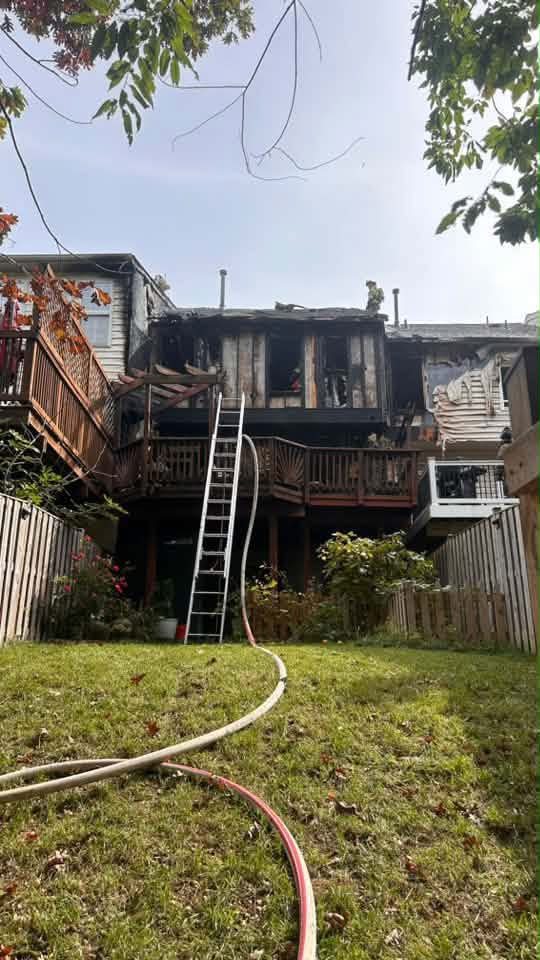 BUILDING FIRE, 3600 block SINGLETON TER (URBANA). Photo credit: Dominick Harsanyi, Melanie Heflin.